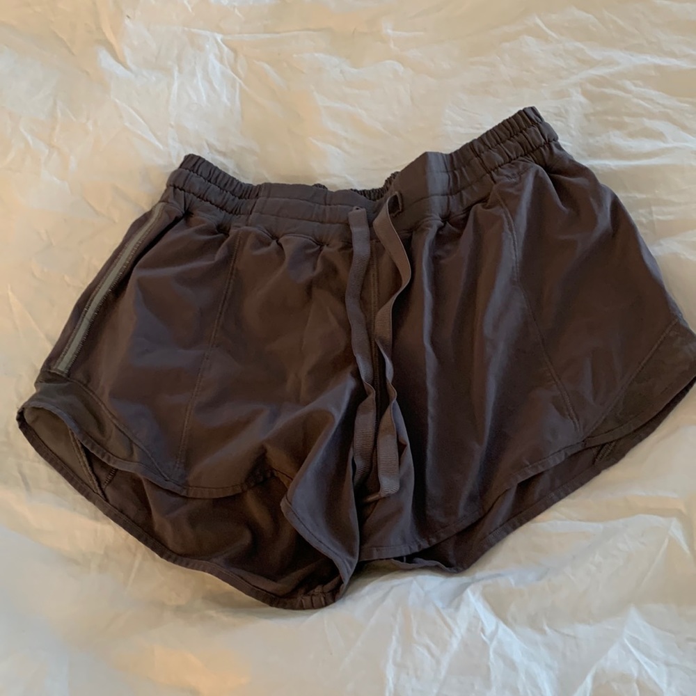Lululemon hotty hot short